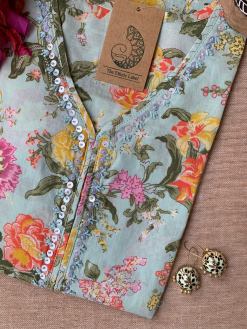 Alternative view of "Aanchal" Hand Work Cotton kurta